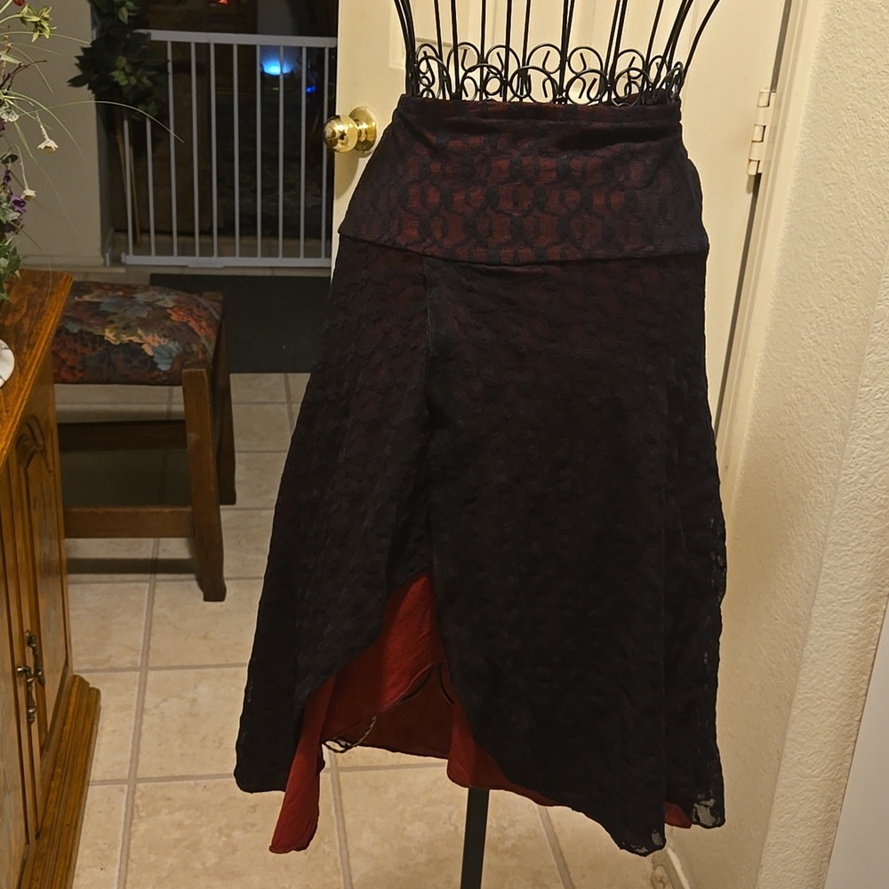 Lace Skirt, Lined